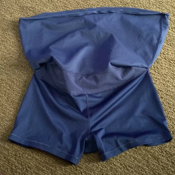 Nike skirt/ short - Picture 3 of 3